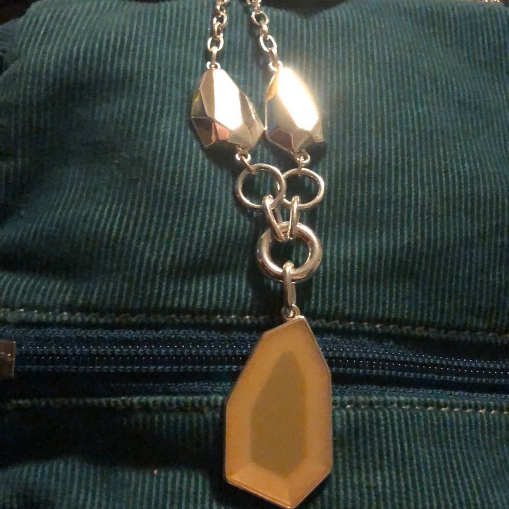 Silver yellow pendent necklace